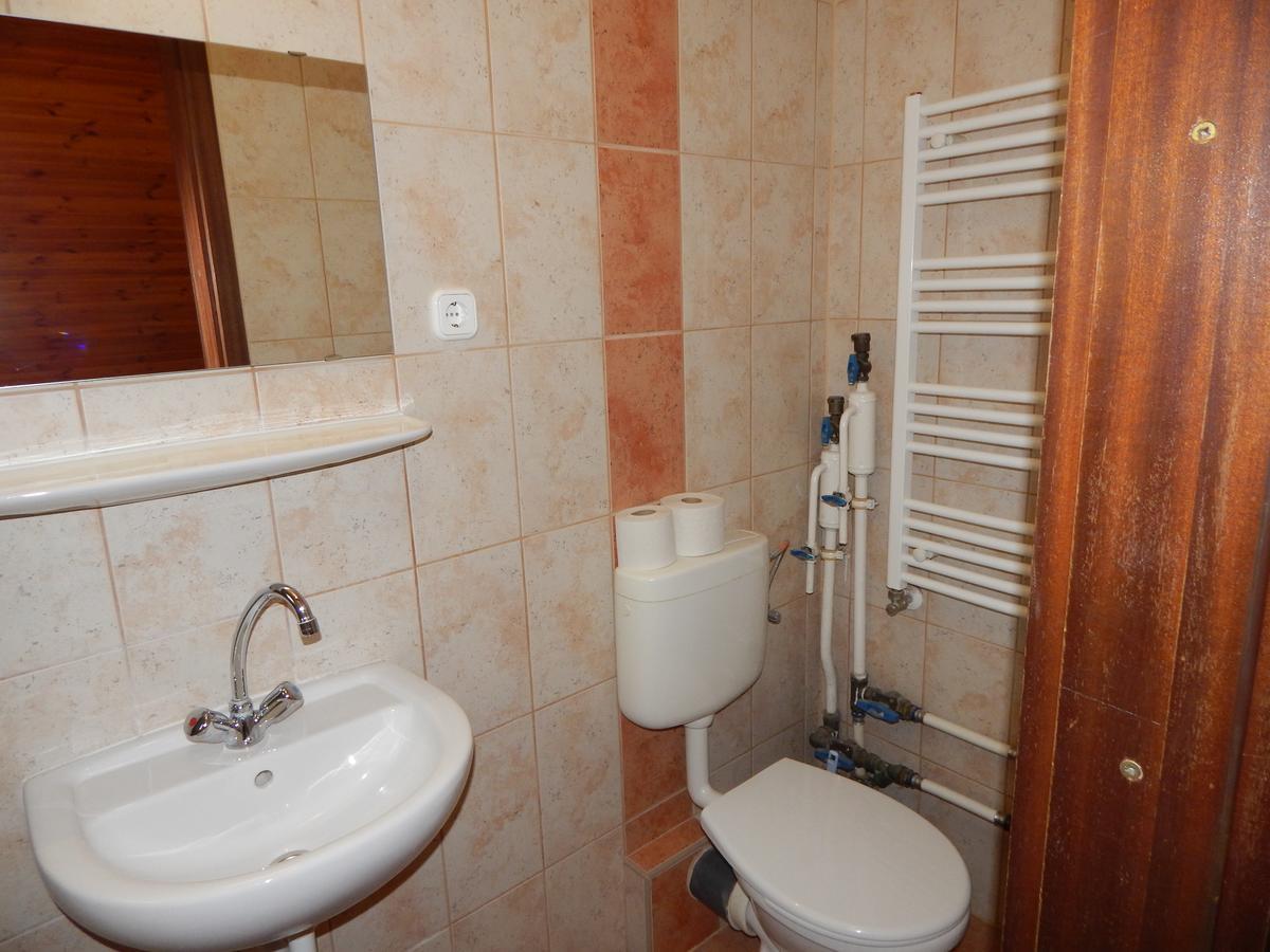 Kalvin Vendegszobak Debrecen Exterior foto